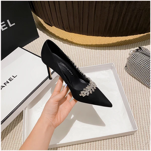 Mooie / Prachtige Zwarte Avond Rhinestone Suede Pumps 2023 Leer 8 cm Naaldhakken / Stiletto Spitse Neus Pumps Hoge Hakken
