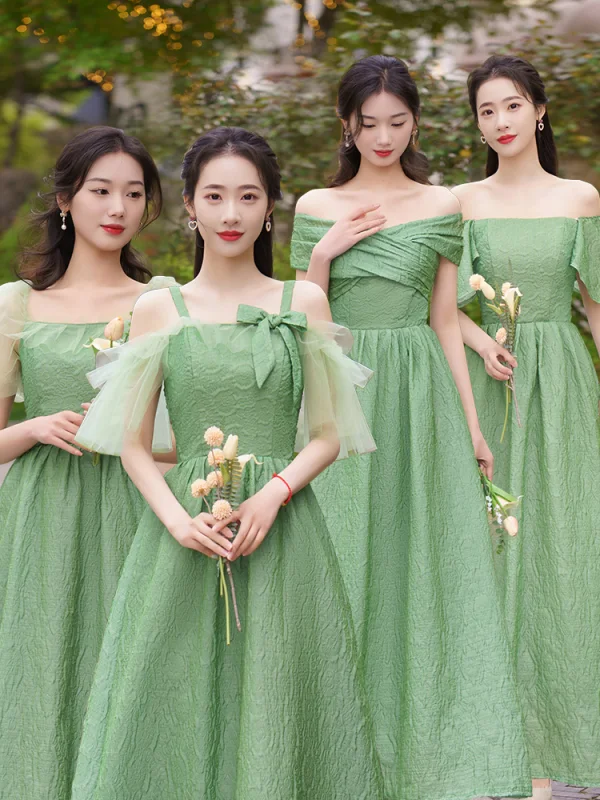Modest Simple Sage Green Bridesmaid Dresses 2023 A-Line Princess Short Sleeve Backless