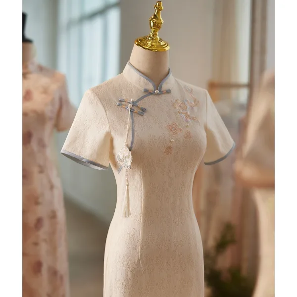 Chinese style Beige Lace Flower Tea-length Cheongsam 2024 High Neck Trumpet / Mermaid Short Sleeve