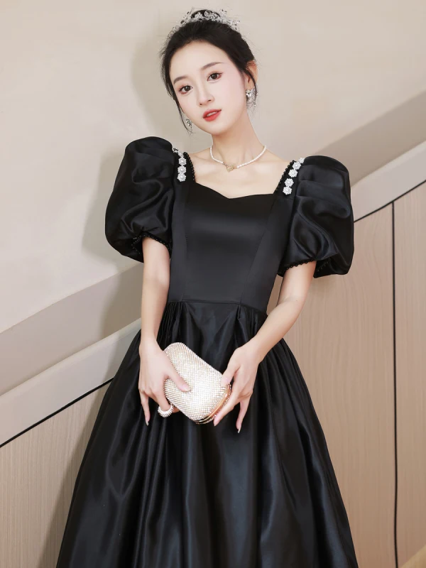Elegant Black Satin Prom Dresses 2023 A-Line / Princess Square Neckline Puffy Short Sleeve Backless Floor-Length / Long Prom Formal Dresses