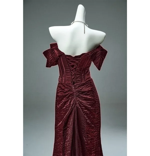 Haut de Gamme Charmant Bordeaux Trompette / Sirène Robe De Ceremonie 2025 De l'épaule Manches Courtes Dos Nu Train De Balayage Robe De Soirée