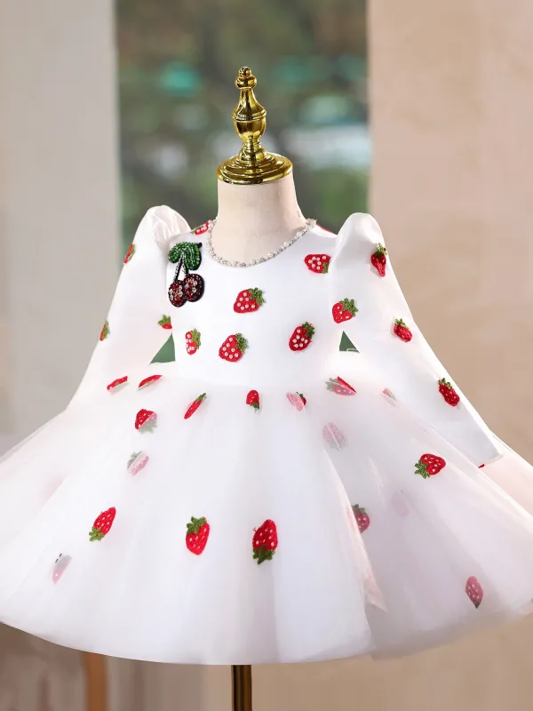 Lovely White Strawberry Birthday Short Flower Girl Dresses 2026 Ball Gown Scoop Neck Long Sleeve Tulle