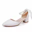 Elegante Weiß Perle Knöchelriemen Schleife Low Heel Brautschuhe 2025 4 cm Thick Heels Spitzschuh Hochzeit Hochhackige