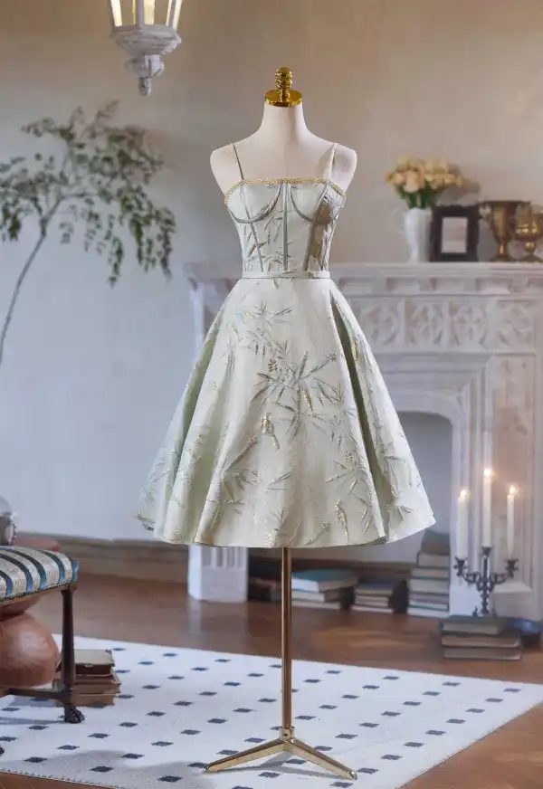 Chinese style Sage Green Beading Lace Flower Short Satin Homecoming Graduation Dresses 2024 A-Line / Princess Spaghetti Straps Sleeveless Backless Formal Dresses