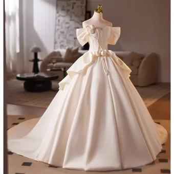 Vintage Originale Ivoire Appliques Satin Robe De Mariée 2025 Robe Boule De L Épaule Manches Courtes Dos Nu Train De Balayage