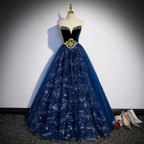 Charmant Bleu Marine Robe De Soirée 2022 Robe Boule De l'épaule Perlage Perle Paillettes Manches Courtes Dos Nu Longue Soirée Robe De Ceremonie