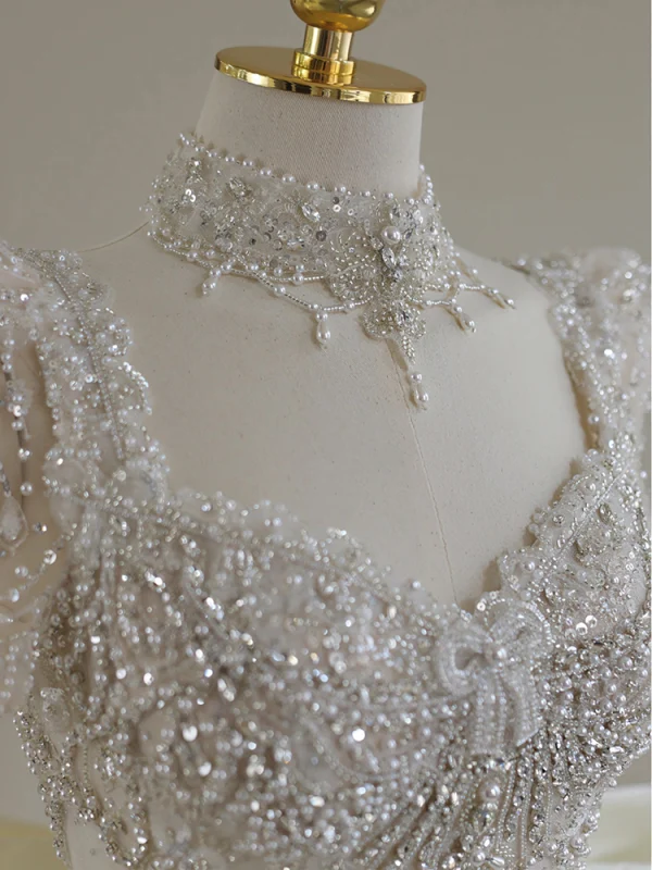 Vintage / Retro Ivory Beading Pearl Rhinestone Wedding Dresses 2024 Ball Gown Square Neckline Short Sleeve Backless Bow Royal Train Wedding
