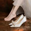 Elegant Beige Satin Pearl Wedding Shoes 2023 8 cm Stiletto Heels Pointed Toe Wedding Pumps High Heels