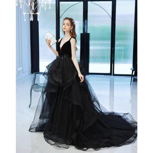 Fashion Black Rhinestone Lace Flower Prom Dresses A Line Princess 2022 Spaghetti Straps Cascading Ruffles Sleeveless Backless Floor Length Long Formal Dresses