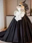 Style Audrey Hepburn Noire Noeud Robe De Bal 2024 Robe Boule Bustier Sans Manches Dos Nu Train De Balayage Promo Robe De Ceremonie