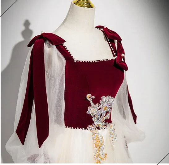 Élégant Bordeaux Paillettes Perle Robe De Bal 2025 Encolure Carrée Manches Longues Dos Nu Longue Promo Robe De Ceremonie