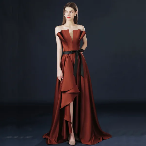 High Low Asymmetrical Brown Evening Dresses 2021 Crossed Straps Ruffle Solid Color Satin Strapless Sleeveless Sweep Train Formal Dresses