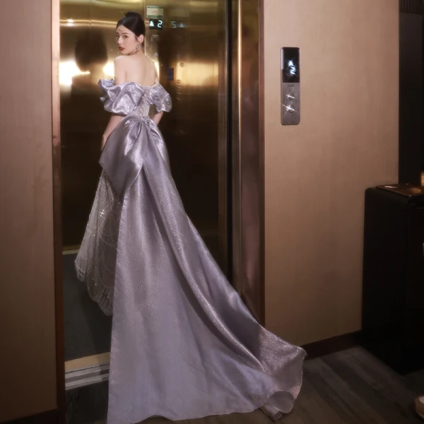 Sexy Lavendel Perlenstickerei Perle Abendkleider 2024 Meerjungfrau Off Shoulder Kurze Ärmel Rückenfreies Schleife Sweep / Pinsel Zug Abend Festliche Kleider