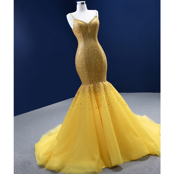 High-end Sparkly Yellow Beading Rhinestone Sequins Prom Dresses 2022 Trumpet / Mermaid With Cloak Spaghetti Straps Sleeveless Backless Court Train Formal Dresses