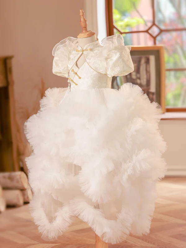 Style Chinois Blanche Volants en Cascade Anniversaire Robe Ceremonie Fille 2024 Robe Boule Col Haut Gonflée Manches Courtes Dos Nu Longue