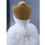 High End Sexy Weiß Fallende Rüsche Brautkleider / Hochzeitskleider 2023 Ballkleid Neckholder Ärmellos Rückenfreies Hof-Schleppe Hochzeit