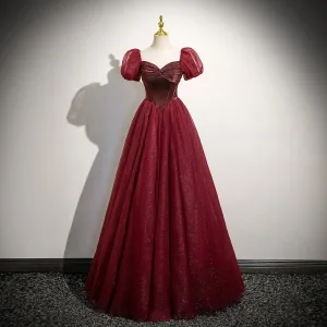 Chic Belle Bordeaux Glitter Robe De Bal 2025 Princesse Encolure Carrée Gonflée Manches Courtes Dos Nu Longue Promo Robe De Ceremonie
