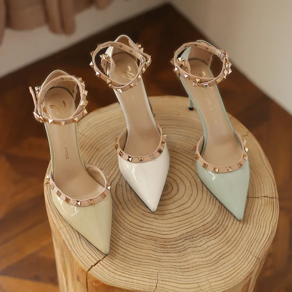 Charmant Rot Abend Niet Sandalen Damen 2023 8 cm Stilettos Knöchelriemen Spitzschuh Sandaletten Hochhackige