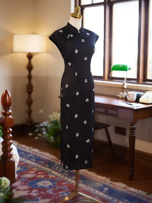 Vintage / Retro Black Embroidered Evening Party Cheongsam 2025 Trumpet / Mermaid High Neck Sleeveless Tea-length