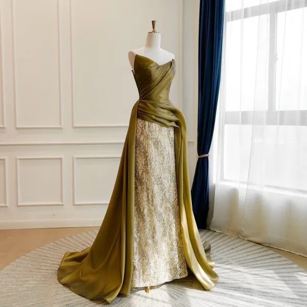 Elegant Vintage / Retro Khaki Sequins Lace Flower Prom Dresses 2026 Trumpet / Mermaid Strapless Sleeveless Backless Sweep Train Formal Dresses