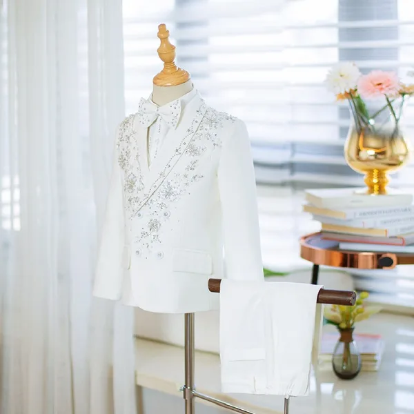 Fashion White Sequins 5-piece Boys Wedding Suits Boys Wedding Suits 2025 Long Sleeve Coat Pants Shirt Tie Vest Wedding