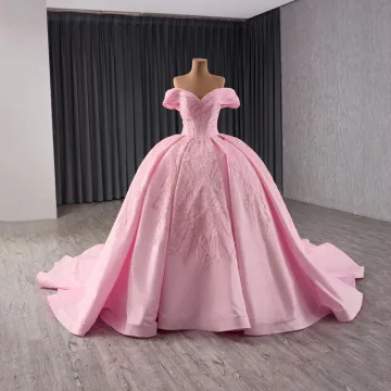 Lovely Blushing Pink Handmade Rhinestone Sequins Wedding Dresses 2024 Ball Gown Off The Shoulder Short Sleeve Backless Chapel Train Wedding
