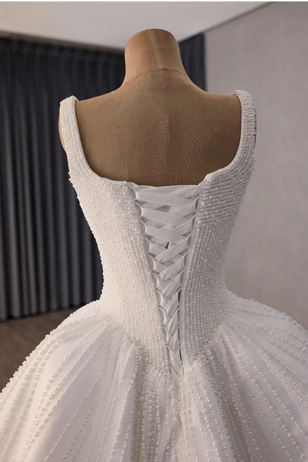 Vintage / Retro High-end White Handmade  Pearl Wedding Dresses 2026 Ball Gown U-Neck Sleeveless Backless Chapel Train
