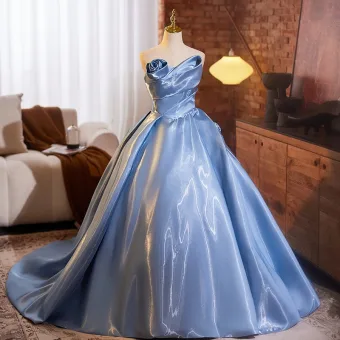 Elegante Hemelsblauw Galajurken 2024 Baljurk Strapless Mouwloos Ruglooze Sweep Trein Gala Gelegenheid Jurken