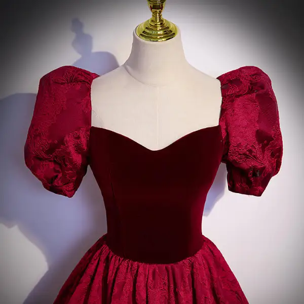 Elegant Burgundy Suede Lace Flower Prom Dresses 2022 A-Line / Princess Square Neckline Puffy Short Sleeve Backless Bow Floor-Length / Long Formal Dresses