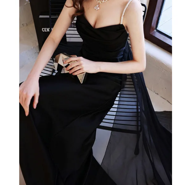 Sexy Noire Chiffon Robe De Soirée 2022 Princesse Bretelles Spaghetti Sans Manches Dos Nu Soirée Tribunal Train Robe De Ceremonie