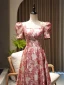 Elegant Burgundy Floral Prom Dresses 2022 A-Line / Princess Satin Square Neckline Pearl Puffy Short Sleeve Backless Floor-Length / Long Prom Formal Dresses