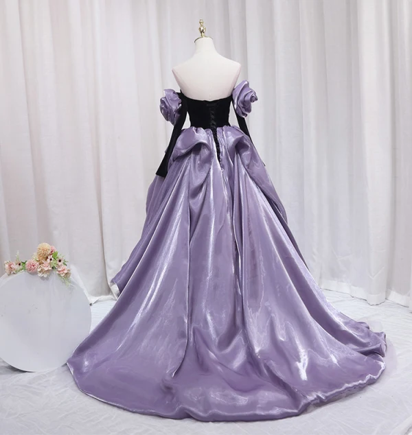 Fashion Lavender Cascading Ruffles Prom Dresses 2024 Ball Gown Off-The-Shoulder Long Sleeve Backless Floor-Length / Long Prom Formal Dresses