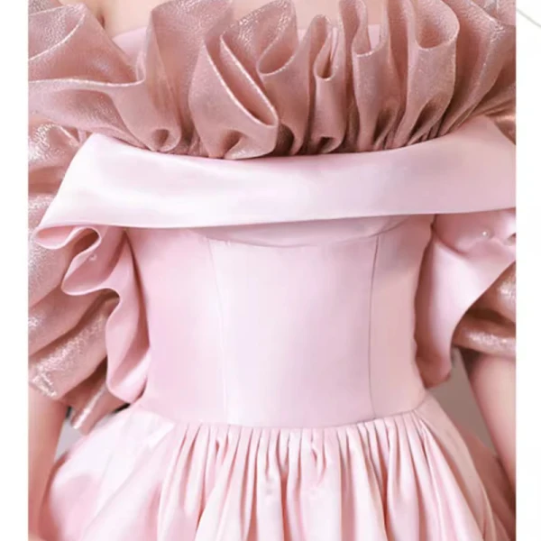 Lovely Blushing Pink Satin Ruffle Prom Dresses 2023 A-Line / Princess Strapless Sleeveless Backless Floor-Length / Long Prom Formal Dresses