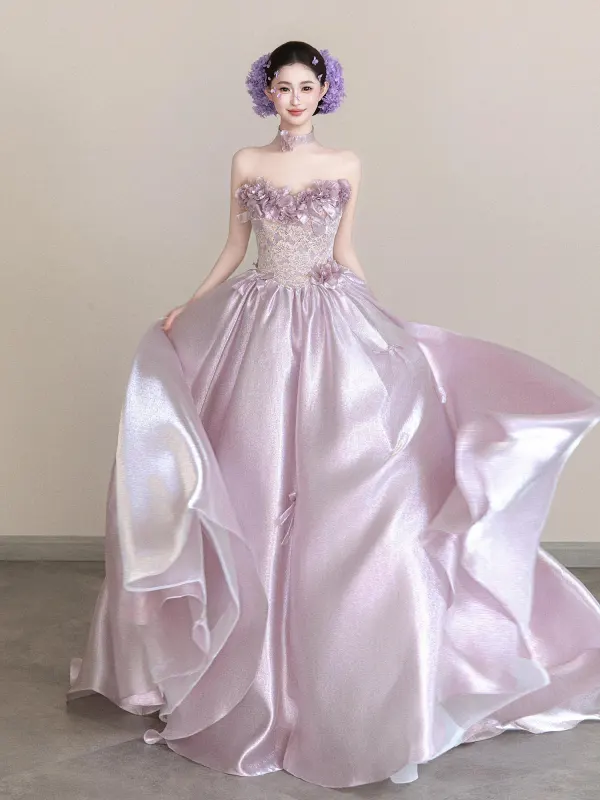 Lovely Blushing Pink Lace Flower Appliques Prom Dresses 2026 Ball Gown Strapless Sleeveless Backless Sweep Train Formal Dresses