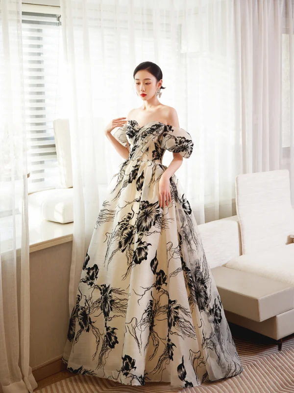 Fashion Champagne A-Line / Princess Prom Dresses 2023 Off-The-Shoulder Short Sleeve Backless Floor-Length / Long Prom Formal Dresses