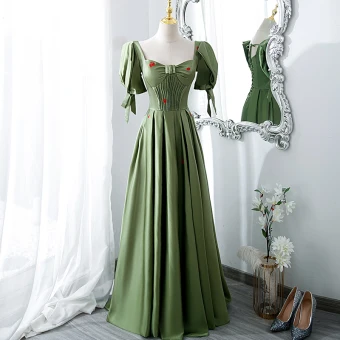 Vintage Originale Olive Verte Fraise Satin Robe De Bal 2022 Princesse Encolure Carrée Noeud Manches Courtes Dos Nu Longue Promo Robe De Ceremonie