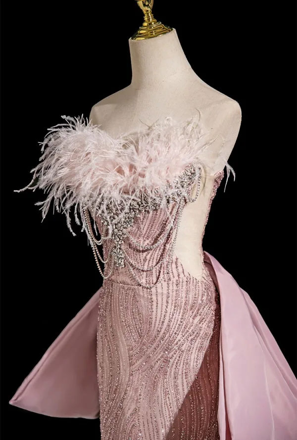 Sexy Rougissant Rose Perlage Faux Diamant Paillettes Gland Robe De Soirée 2025 Trompette / Sirène Bustier Sans Manches Dos Nu Noeud Tribunal Train Soirée