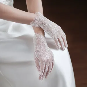 Vintage Retro Modest Simple White Lace Flower Wedding Bridal Gloves 2025