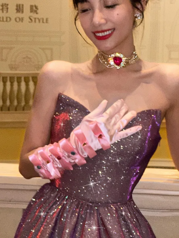 Sexy Traube Glanz Ballkleider 2024 A Linie Bandeau Ärmellos Rückenfreies Sweep / Pinsel Zug Ball Festliche Kleider