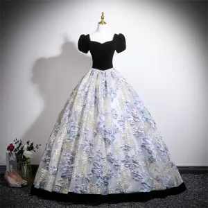 Élégant Noire Impression Velours Robe De Bal 2025 Robe Boule Encolure Carrée Gonflée Manches Courtes Dos Nu Longue Robe De Ceremonie