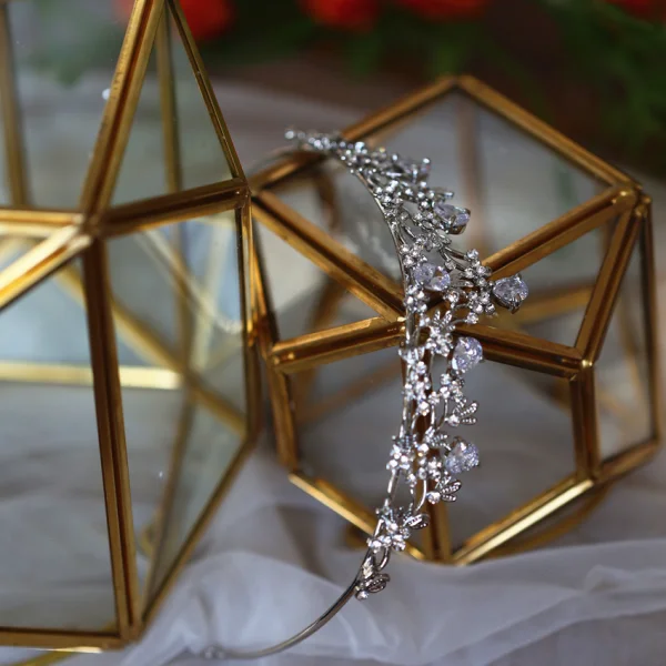 Eleganckie Srebrny Rhinestone Cyrkon Ślub Tiara 2022 Stop Ozdoby Do Włosów Ślubne