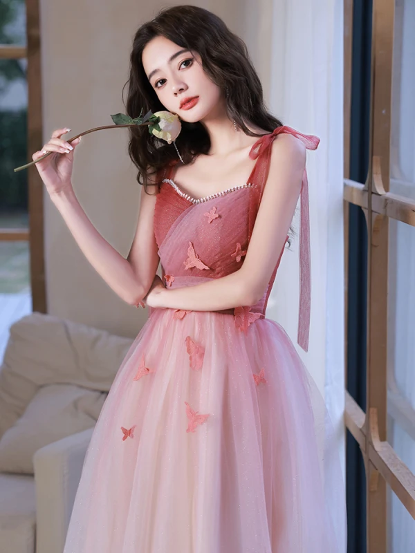 Charmant Rougissant Rose Paillettes Robe De Bal 2022 Princesse Bretelles Spaghetti Sans Manches En Dentelle Appliques Faux Diamant Dos Nu Mi-Longues Robe De Ceremonie