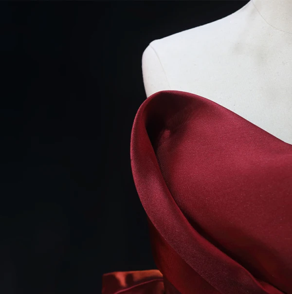 Vintage / Retro Burgundy Prom Dresses 2024 Ball Gown Strapless Sleeveless Backless Sweep Train Prom Formal Dresses