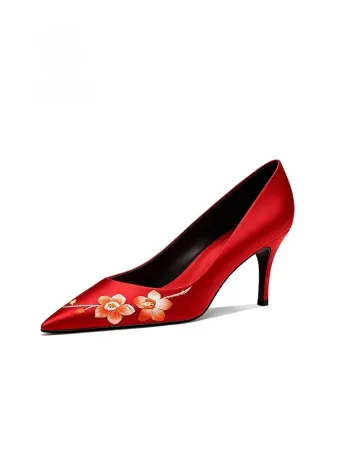 Chinese Style Red Handmade Embroidered Wedding Shoes 2026 6 Cm Stiletto Heels Pointed Toe Wedding Pumps