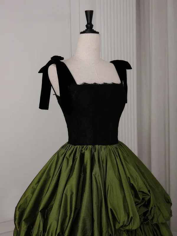 Chic / Belle Vert Foncé Volants en Cascade Fendue devant Robe De Bal 2026 Robe Boule Bretelles Spaghetti Sans Manches Dos Nu Train De Balayage Robe De Ceremonie