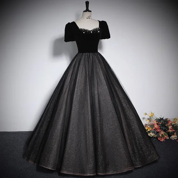 Élégant Noire Glitter Paillettes Robe De Bal 2023 Robe Boule Encolure Carrée Faux Diamant Manches Courtes Dos Nu Longue Promo Robe De Ceremonie