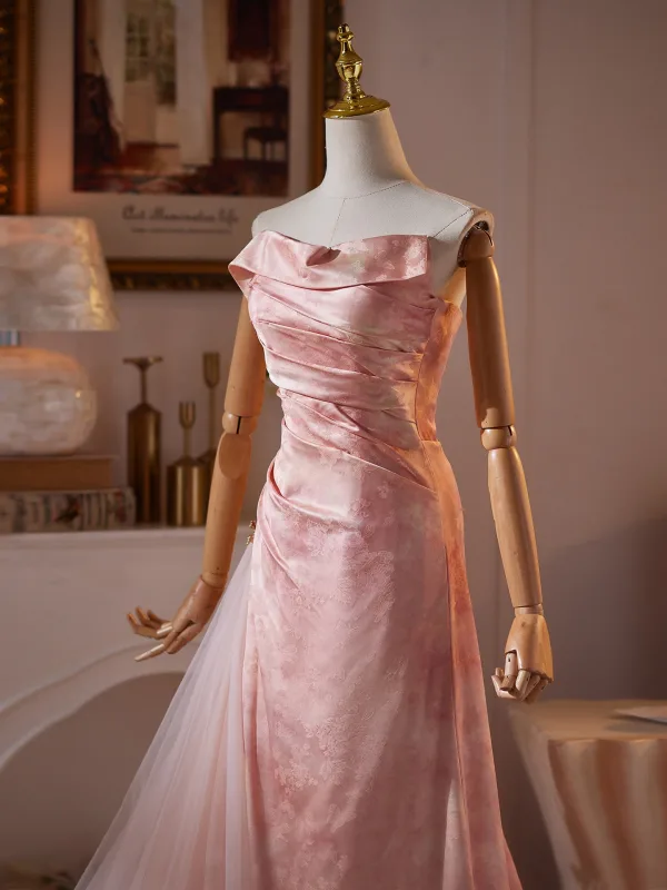 Romantisch Rosa Ballkleider 2026 A Linie Bandeau Ärmellos Rückenfreies Sweep / Pinsel Zug Ball Festliche Kleider