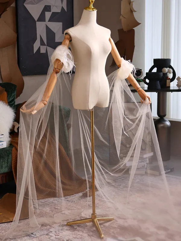 Chic / Beautiful White Handmade Tassel Prom shawl 2025 Tulle