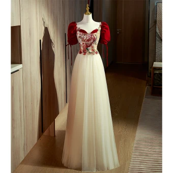 Élégant Bordeaux Impression Robe De Bal 2022 Princesse Encolure Carrée Manches Courtes Dos Nu Noeud Longue Robe De Ceremonie