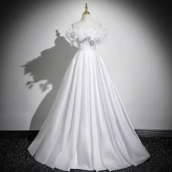 Elegant Ivory Appliques Prom Dresses 2025 A Line Princess Off The Shoulder Short Sleeve Backless Floor Length Long Formal Dresses